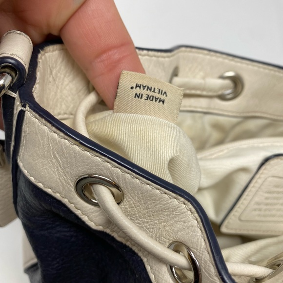 Coach bucket bag leather authentic - Picture 6 of 9